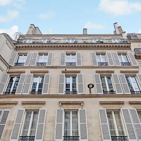 Le Plumassier Du Roi Párizs